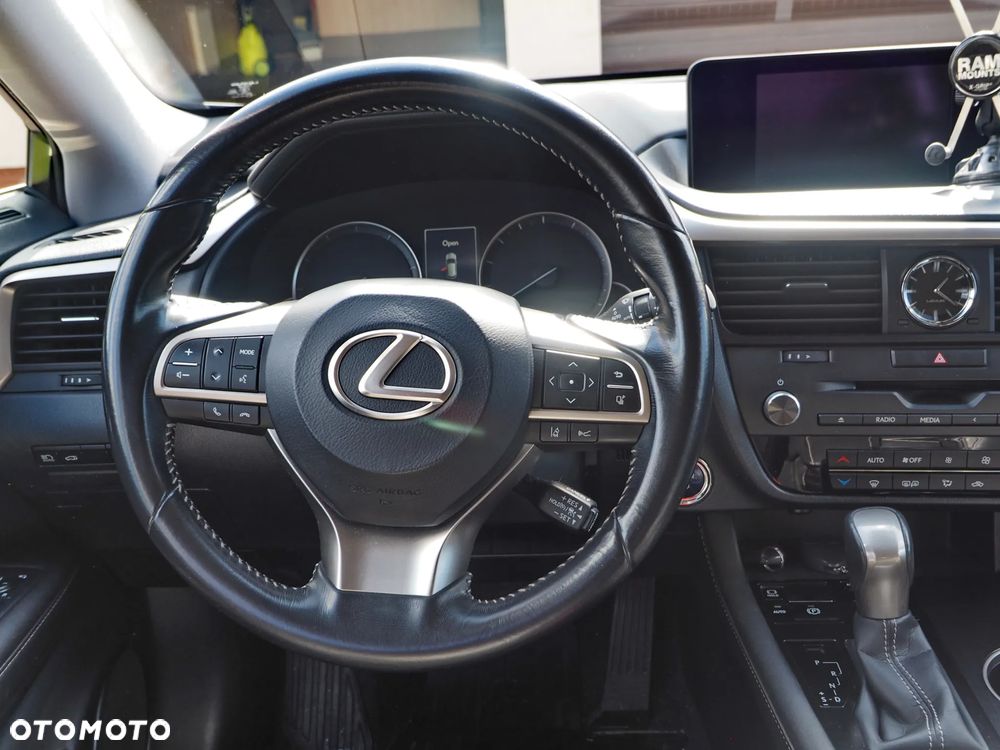 Lexus RX - 13