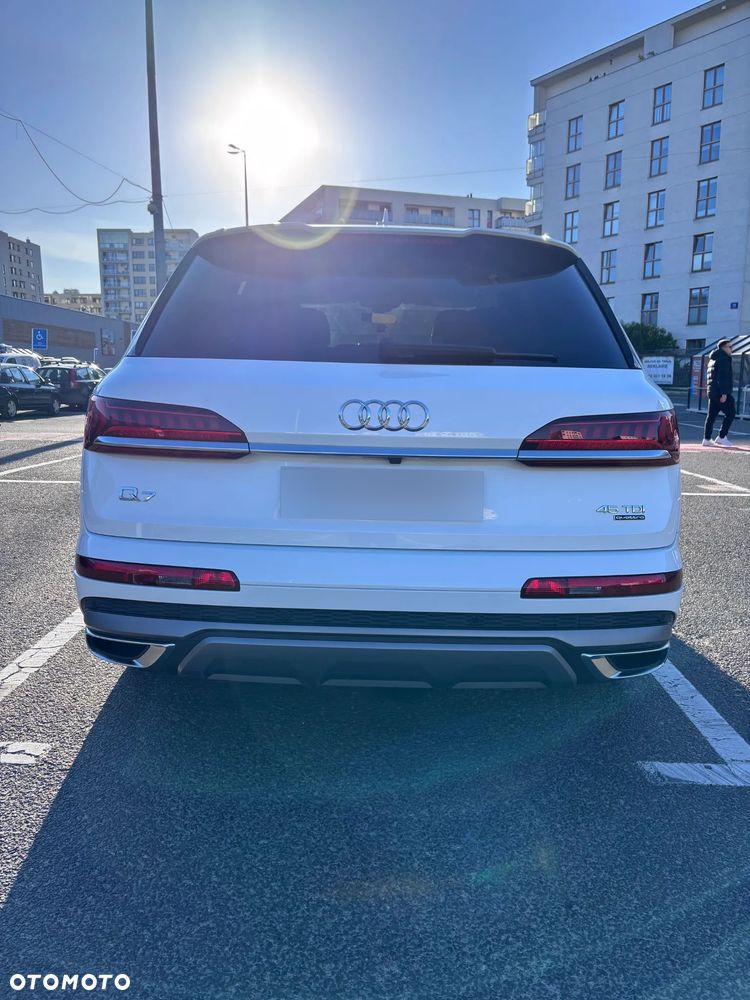 Audi Q7 - 4
