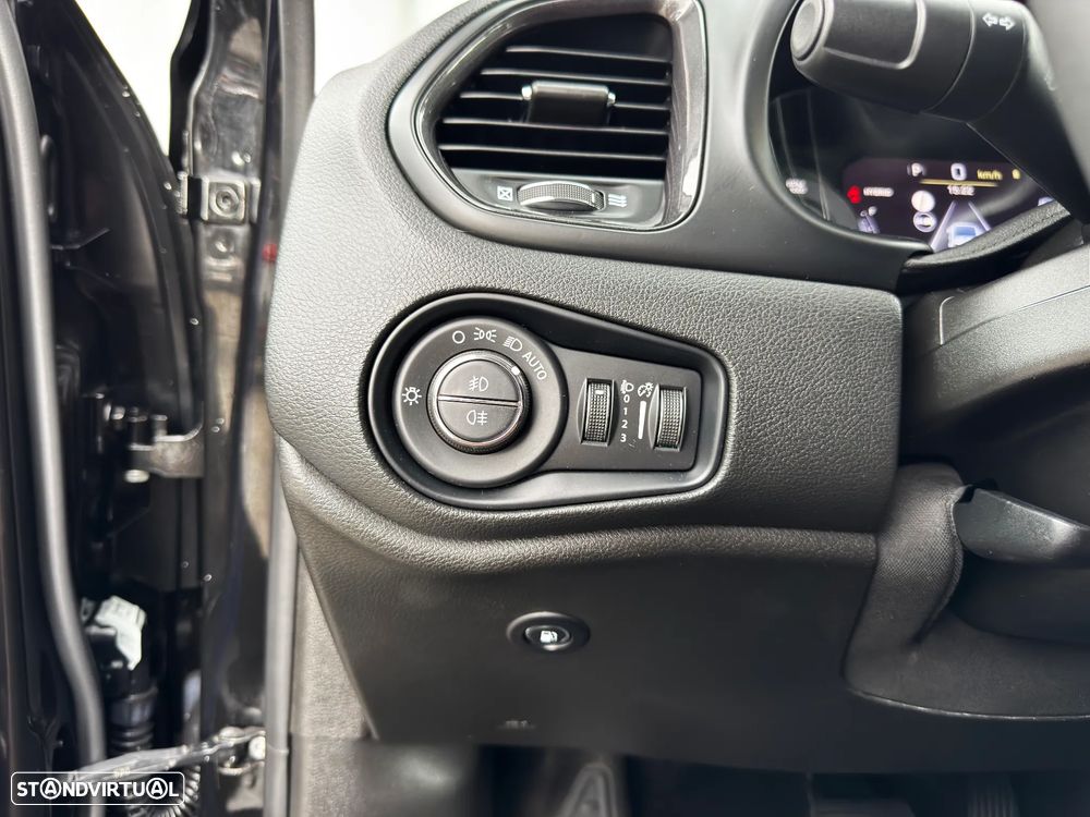 Jeep Renegade 1.3 T-GDI 4xe Auto Limited - 15