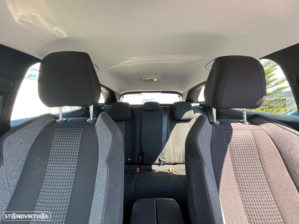 Peugeot 3008 1.5 BlueHDi Allure Pack - 47