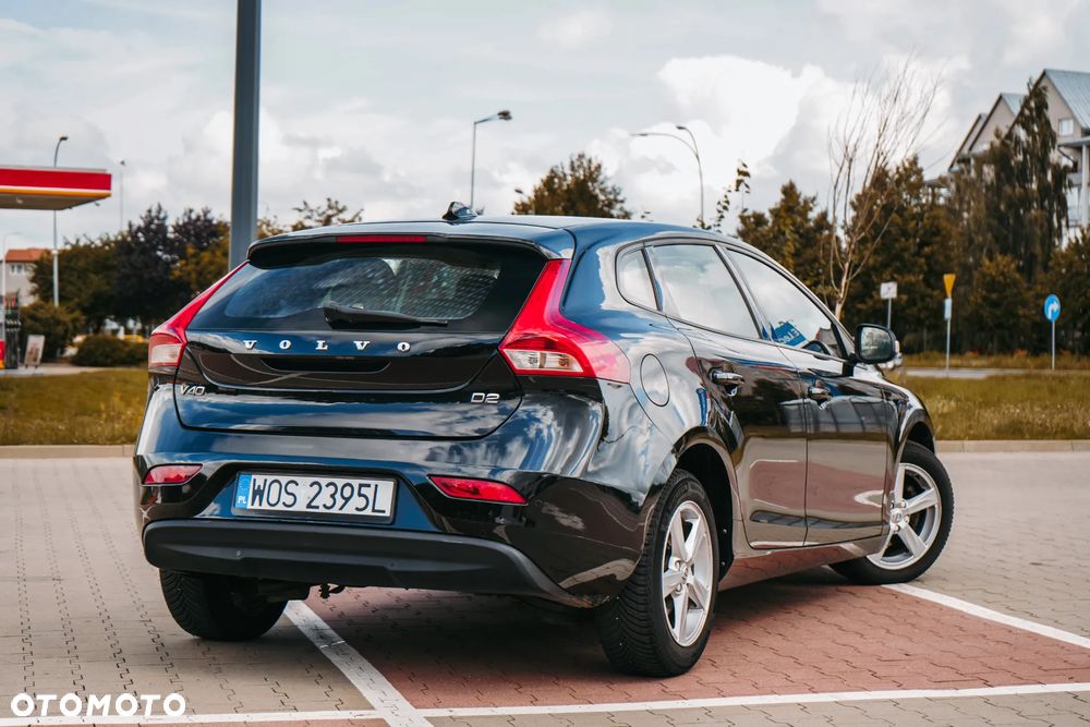 Volvo V40 D2 Momentum - 13