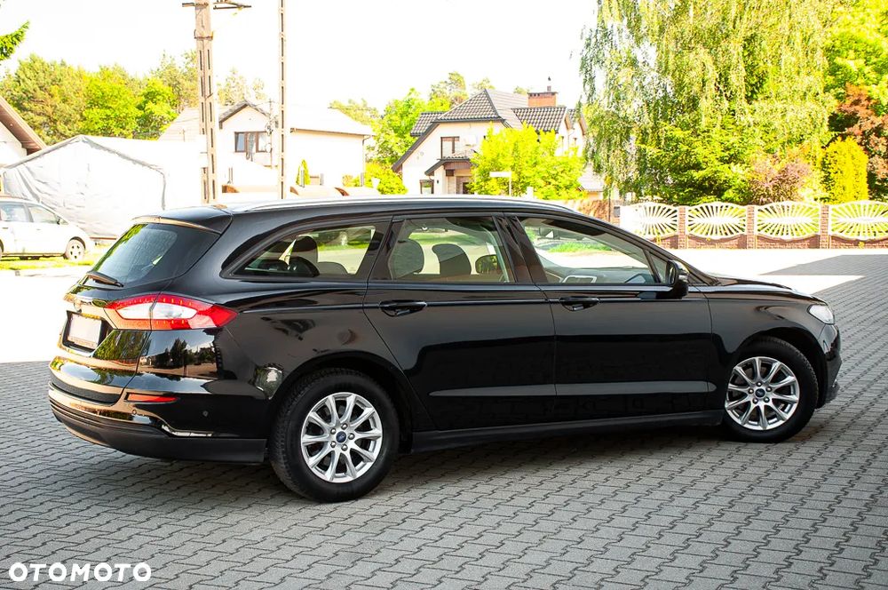 Ford Mondeo 2.0 TDCi STart-Stopp Titanium - 24