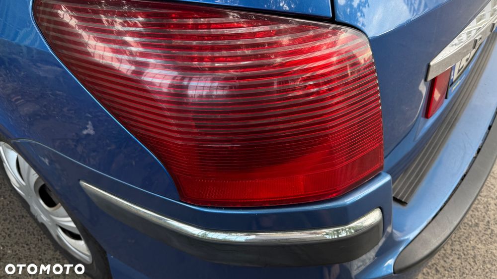 Peugeot 407 1.6 HDI Premium - 13