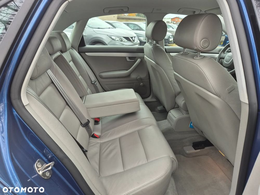 Audi A4 Limousine ver-avant-2-0 - 18