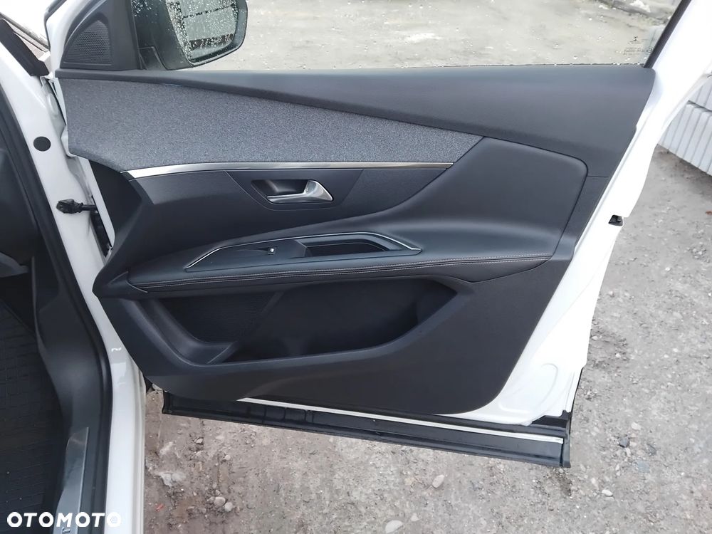 Peugeot 3008 THP 165 EAT6 Stop & Start Allure - 26