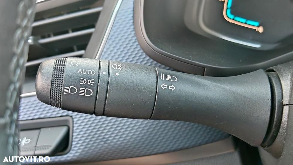 Renault Arkana E-TECH 145 Evolution - 23