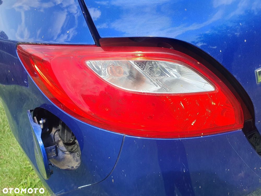 lampa tylna tył prawa MAZDA 2 2009 rok 1.4 ben 3drzwiowa - 4