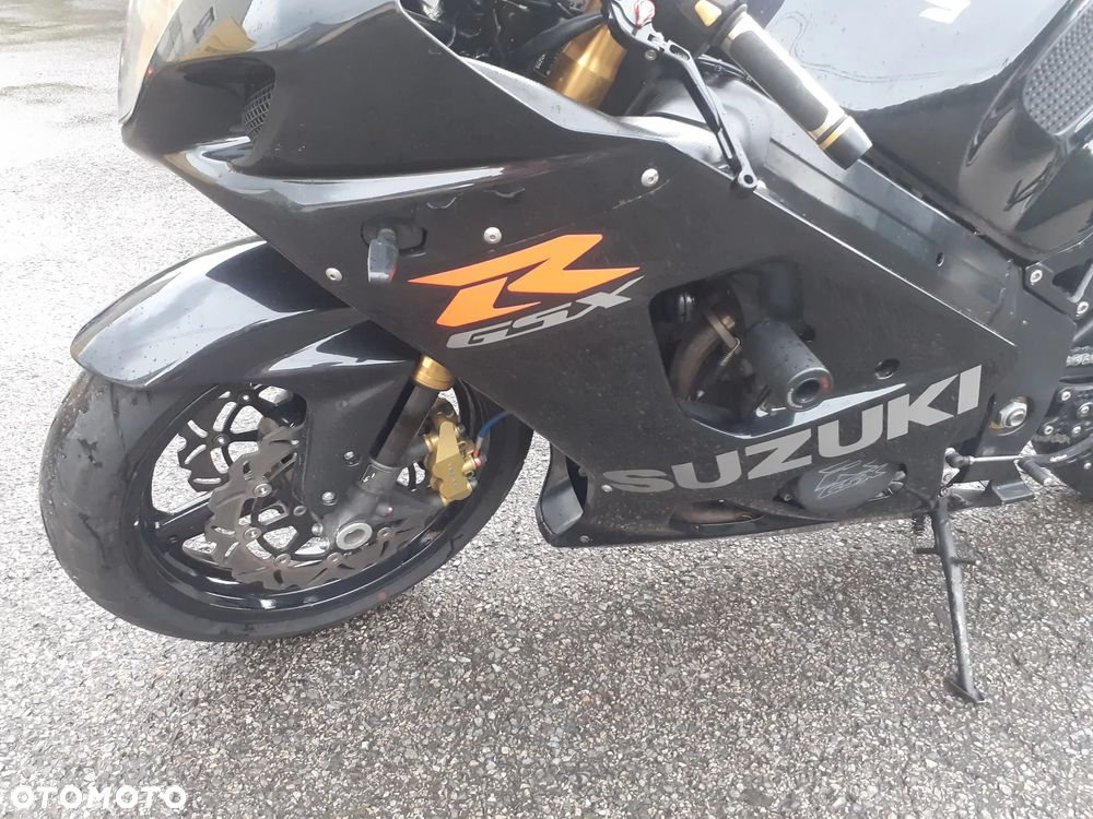 Suzuki GSX-R - 22