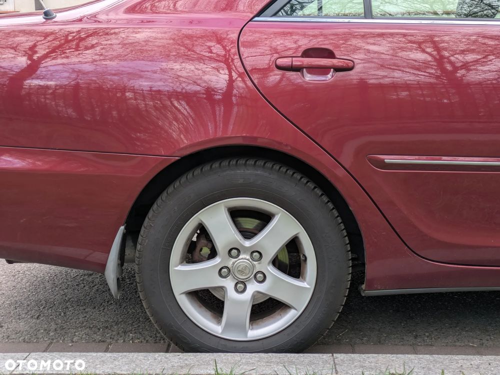 Toyota Camry 3.0 V6 - 10