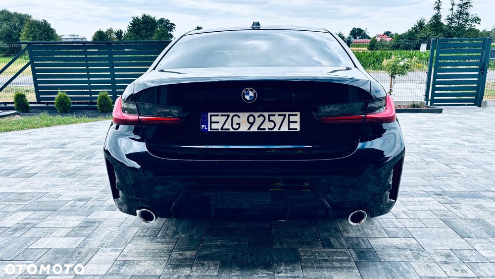 BMW Seria 3 320d xDrive mHEV M Sport - 8