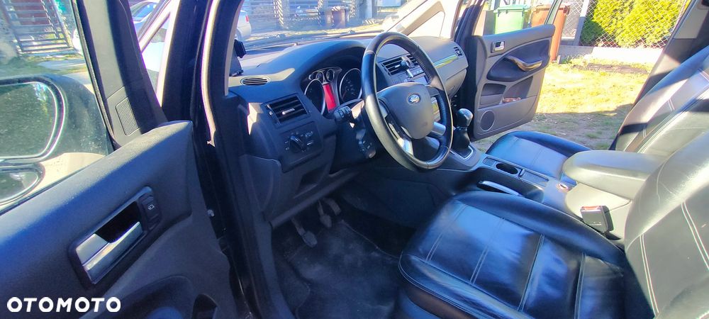 Ford C-MAX - 12