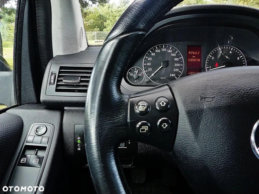 Mercedes-Benz Klasa A 160 BlueEFFICIENCY Elegance - 30