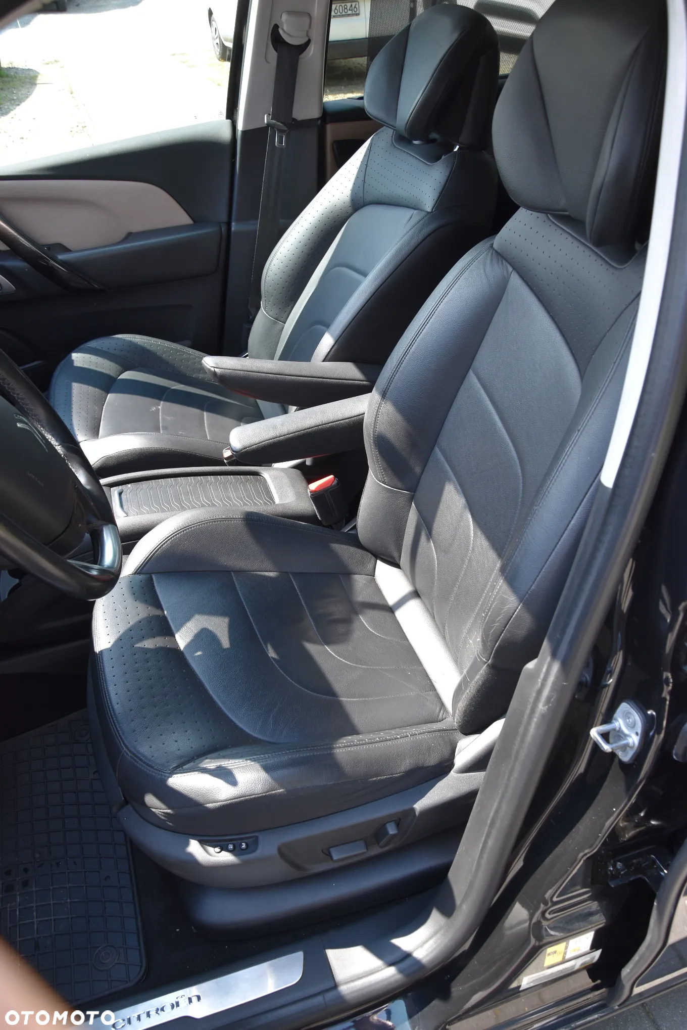 Citroën C4 Grand Picasso BlueHDi 150 EAT6 Exclusive - 16