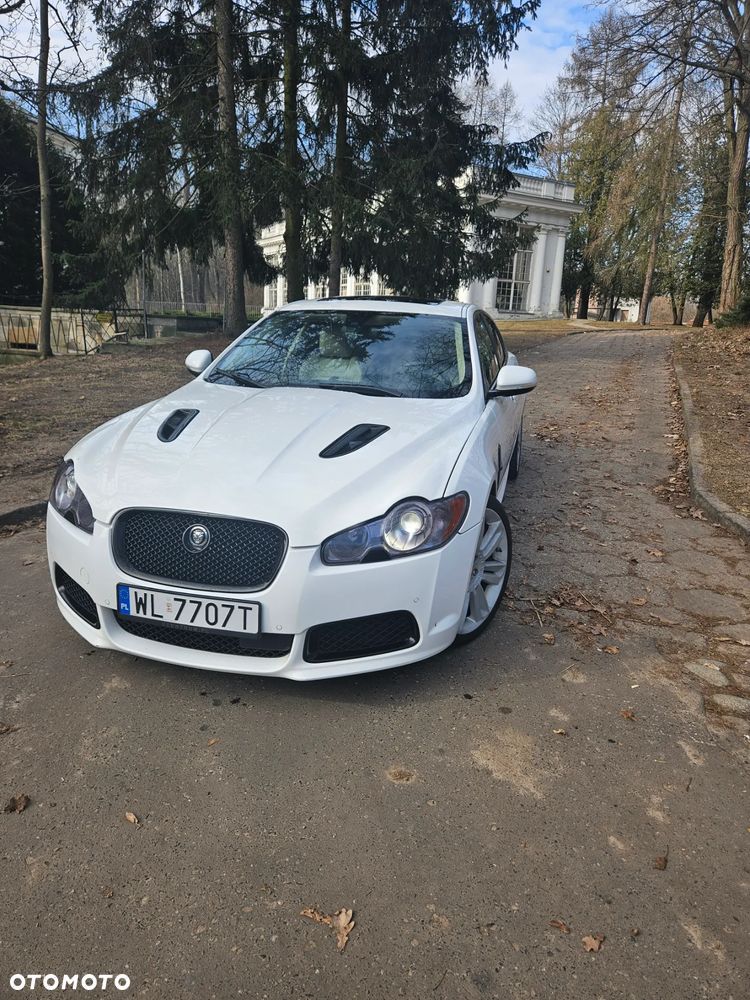 Jaguar XF XFR - 2