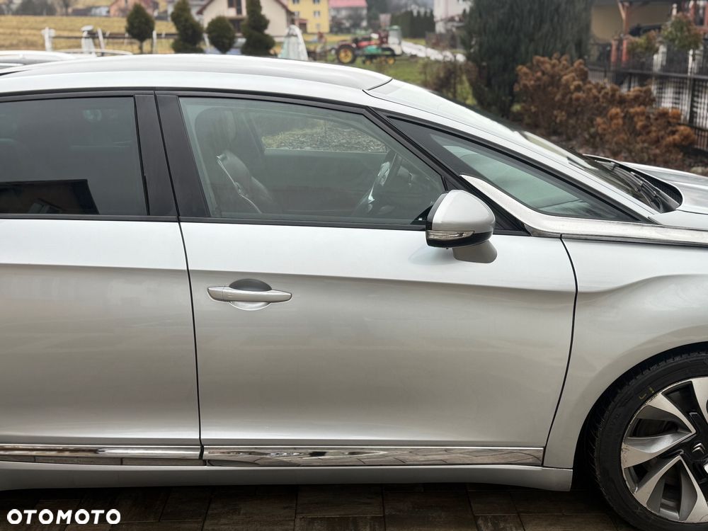 Citroën DS5 THP 200 SportChic - 24