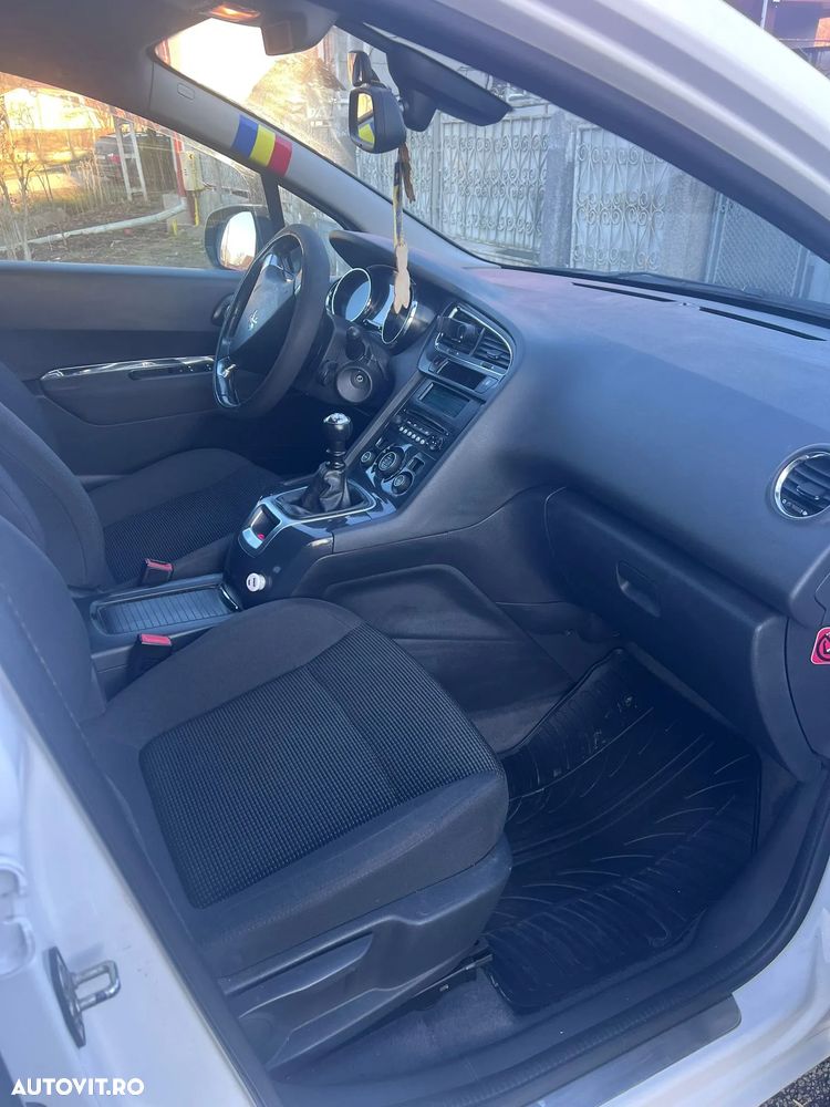 Peugeot 5008 2.0 BlueHDI Active - 4