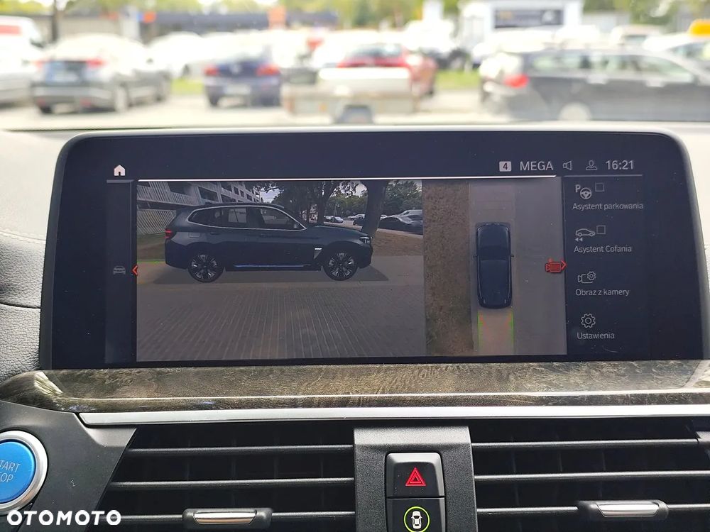 BMW iX3 80kWh Impressive - 32