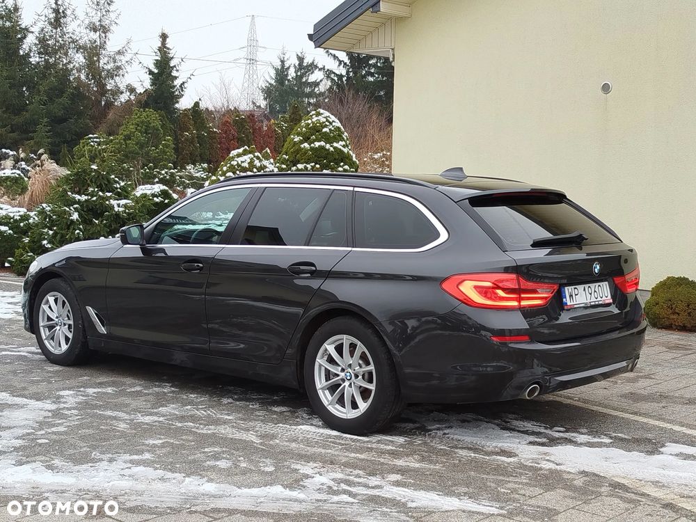 BMW Seria 5 520d Modern Line - 4