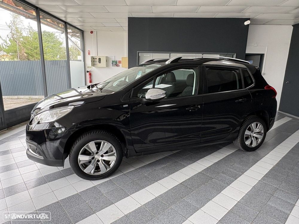 Peugeot 2008 1.2 PureTech Style - 3