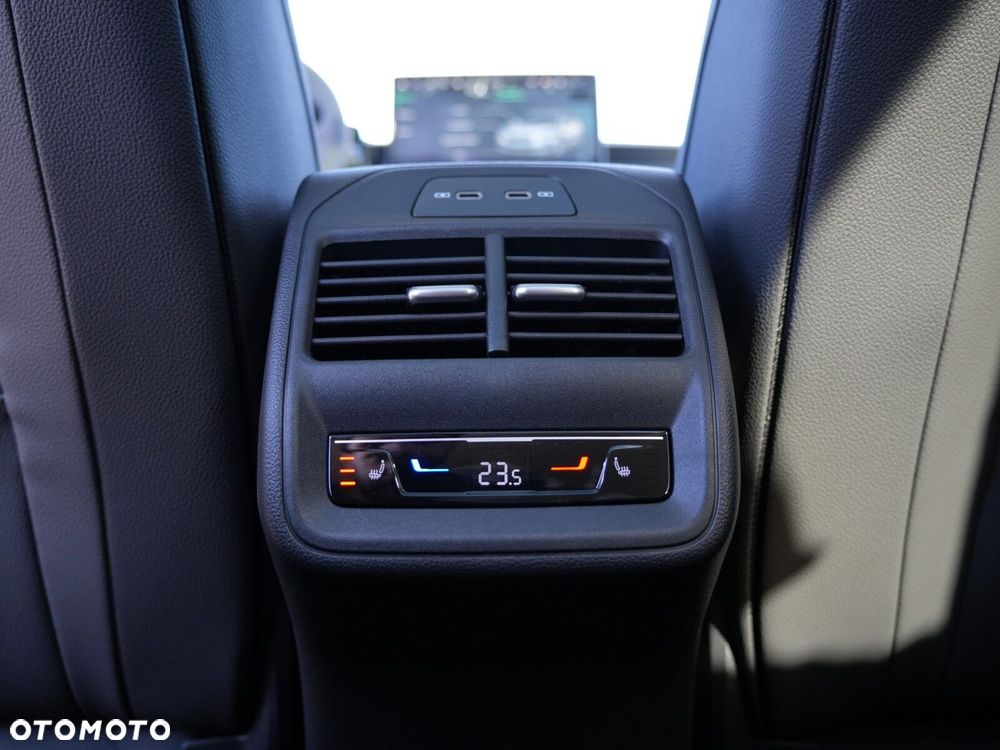 Skoda Superb 2.0 TDI SCR 4x4 L&K DSG - 40