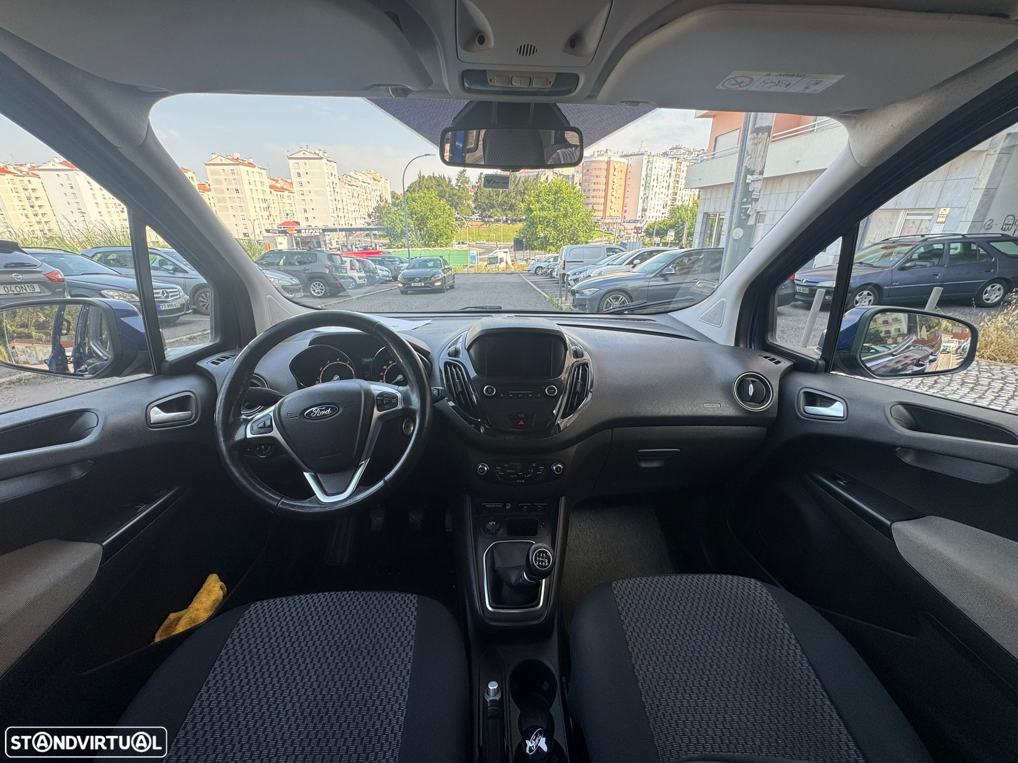 Ford Tourneo Courier 1.0 EcoBoost Titanium - 13