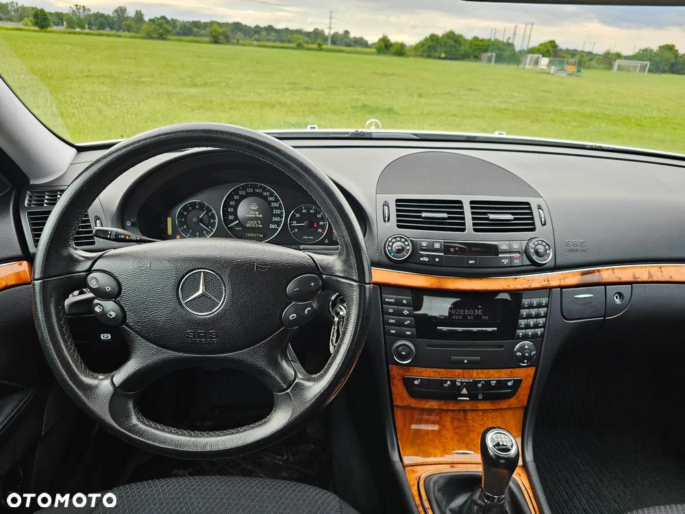 Mercedes-Benz Klasa E - 14
