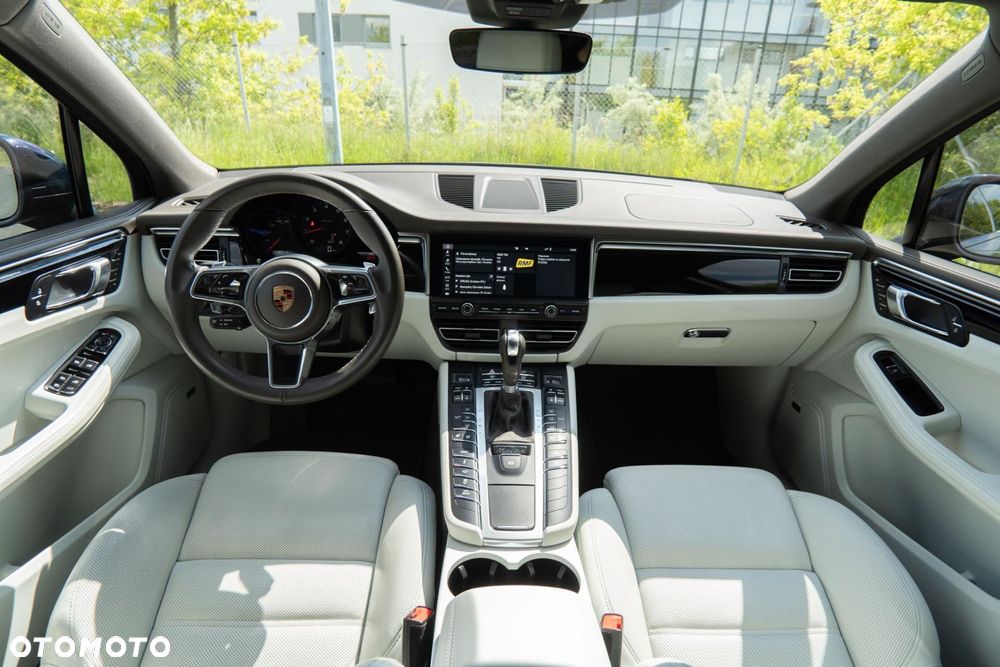 Porsche Macan Standard - 11