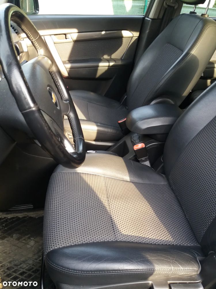 Chevrolet Captiva 2.0 d Medium 2WD - 7