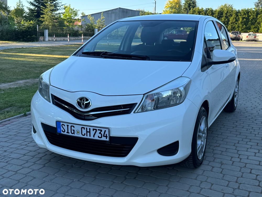 Toyota Yaris - 35