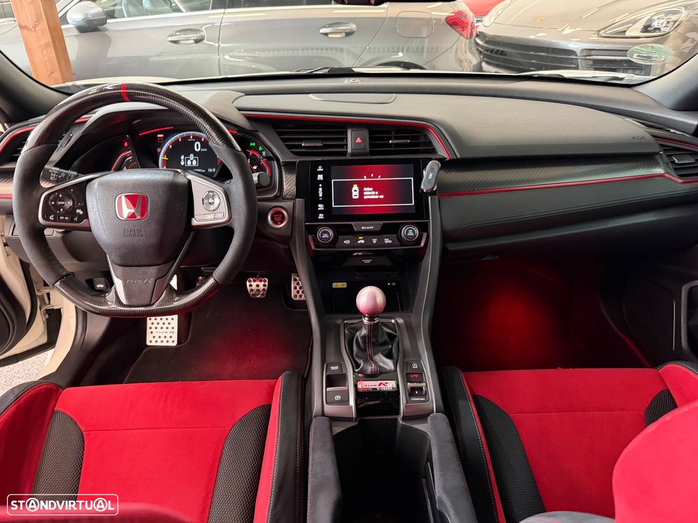 Honda Civic 2.0 VTEC Turbo Type R - 11