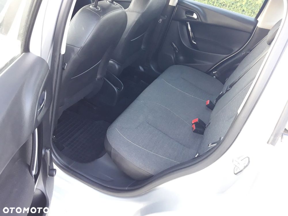 Citroën C3 BlueHDi 75 S&S 83g FEEL - 9