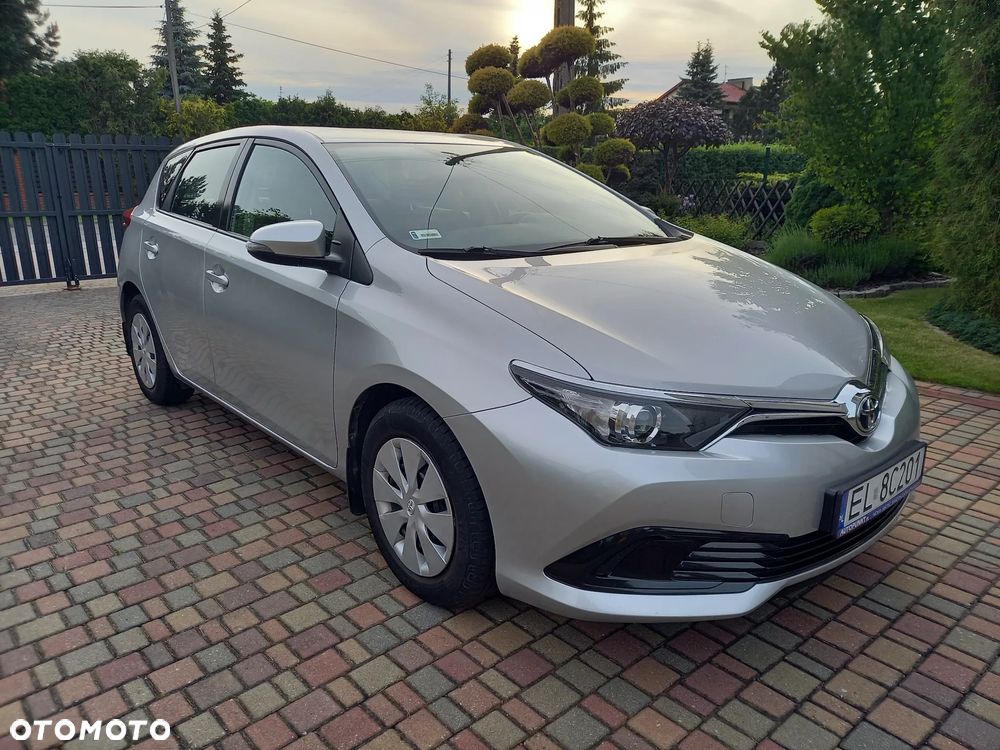 Toyota Auris 1.33 VVT-i Active - 1