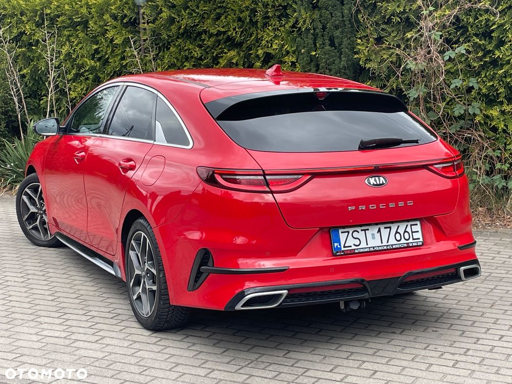 Kia ProCeed 1.4 T-GDI OPF GT LINE - 13