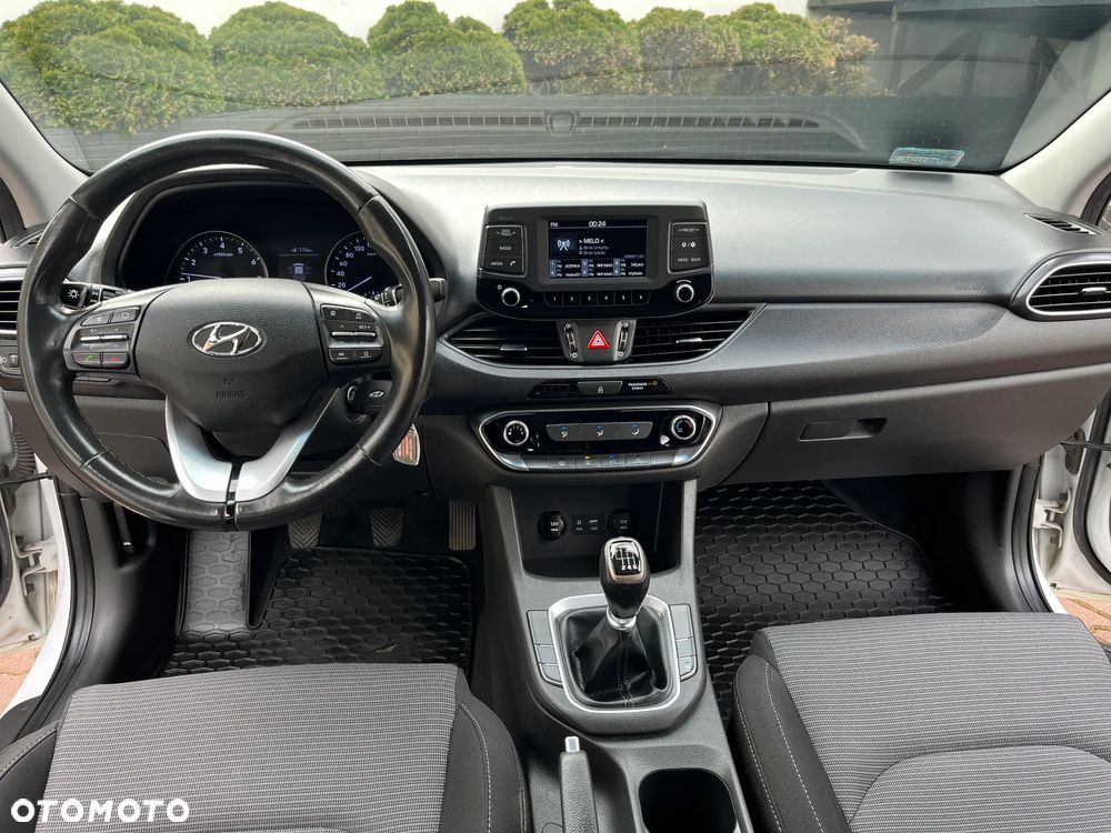 Hyundai i30 1.4 Classic + - 11