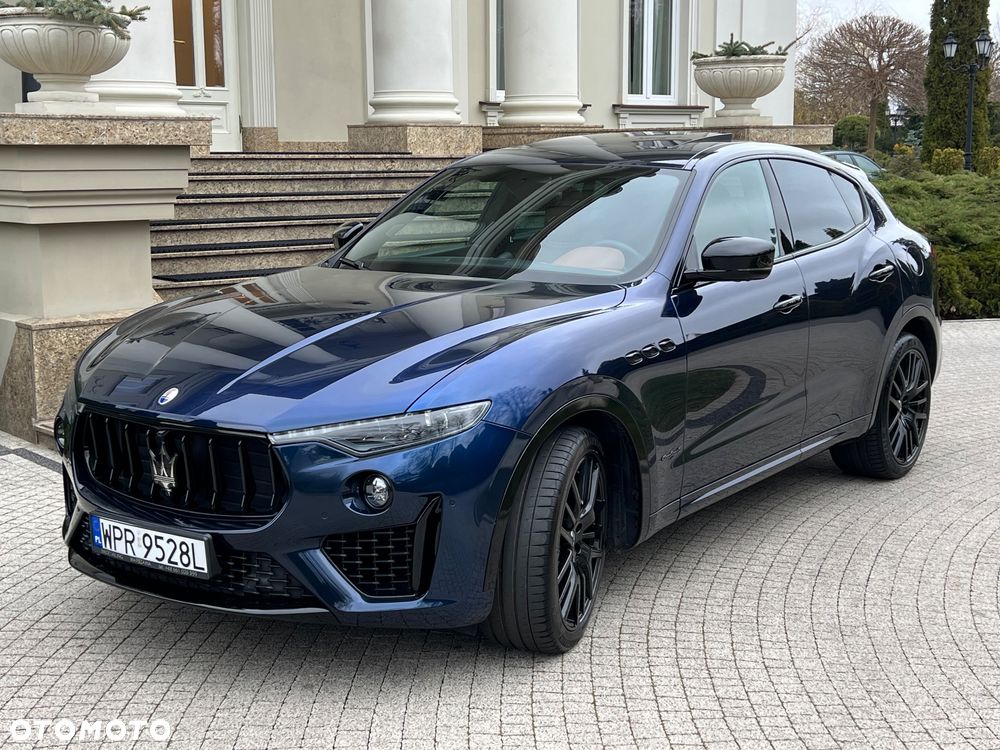 Maserati Levante - 12