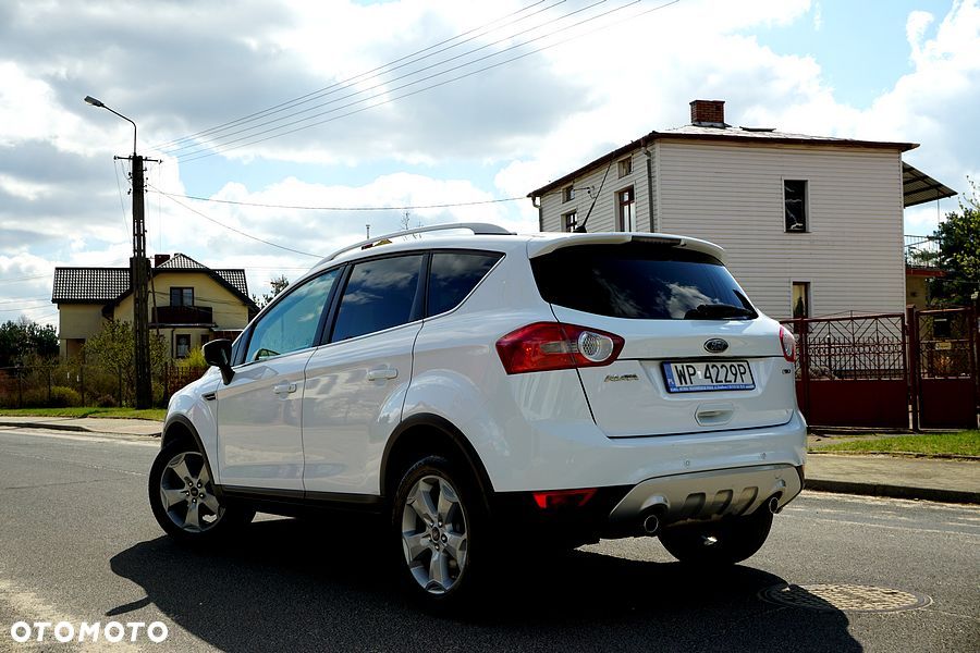 Ford Kuga 2.0 TDCi 4x4 Titanium - 6