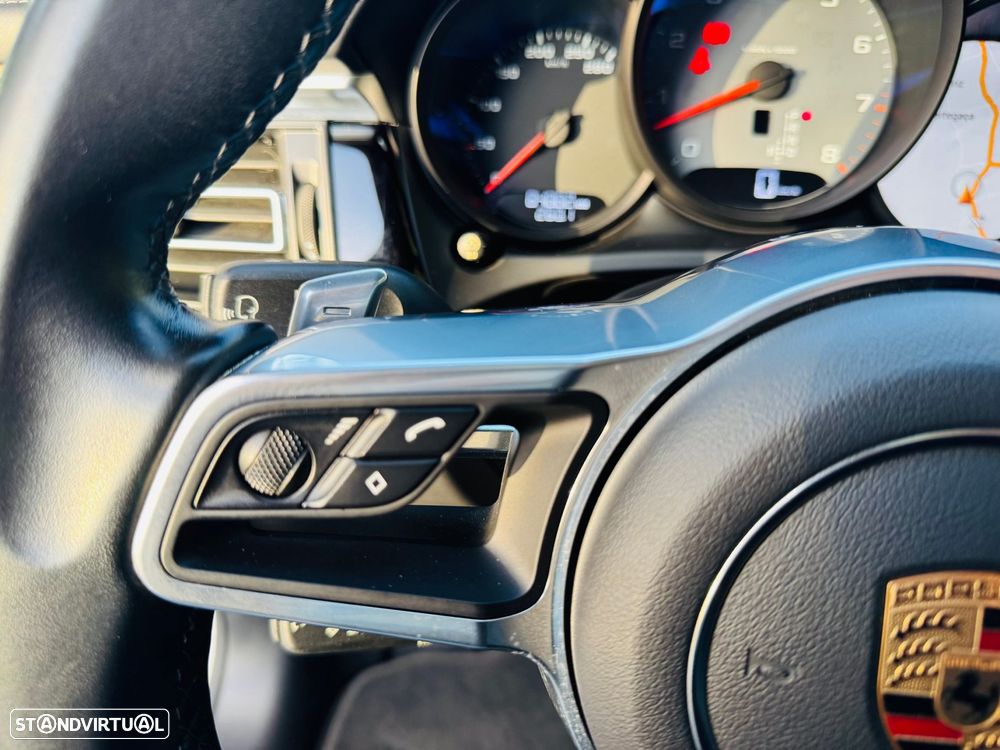 Porsche Macan S - 33