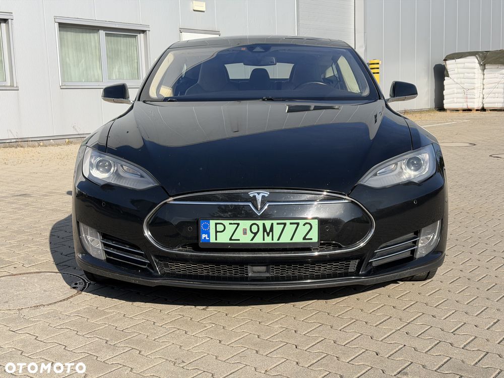 Tesla Model S Standard - 2
