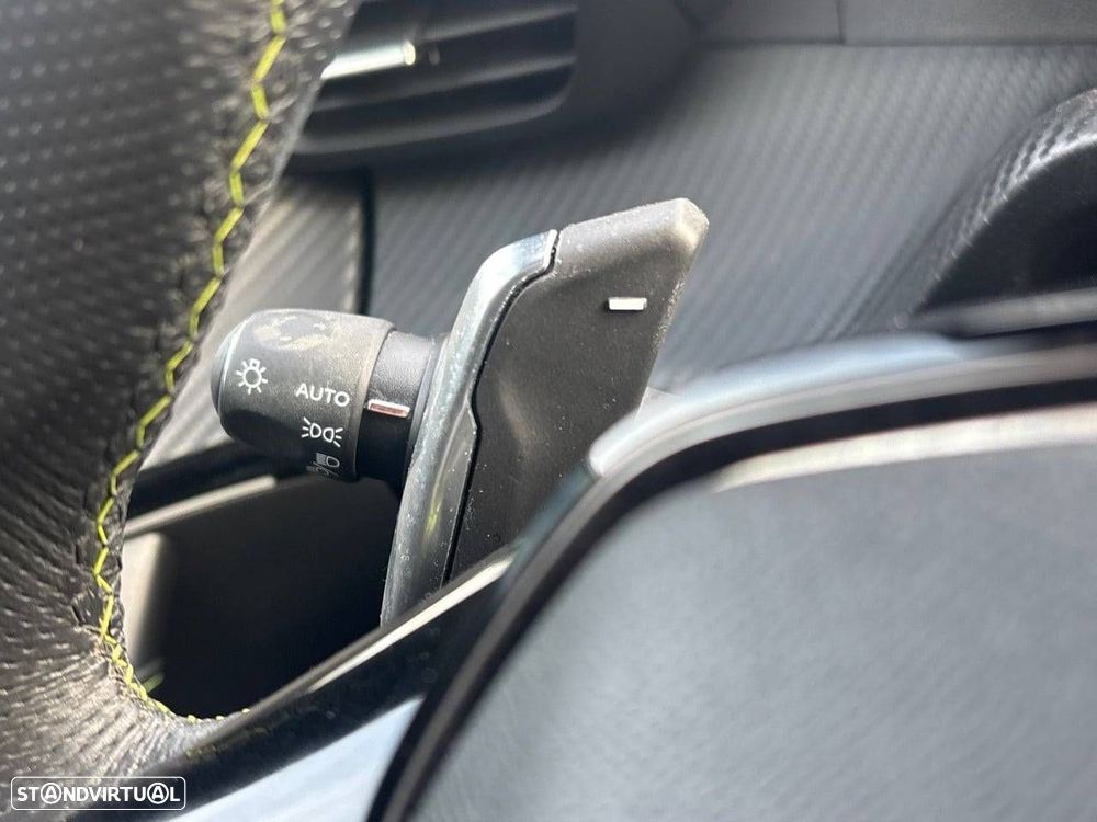 Peugeot 2008 1.5 BlueHDi GT EAT8 - 14
