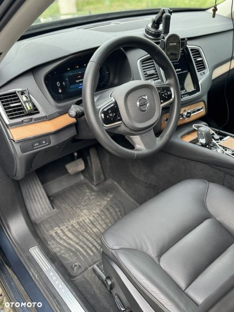 Volvo XC 90 - 20