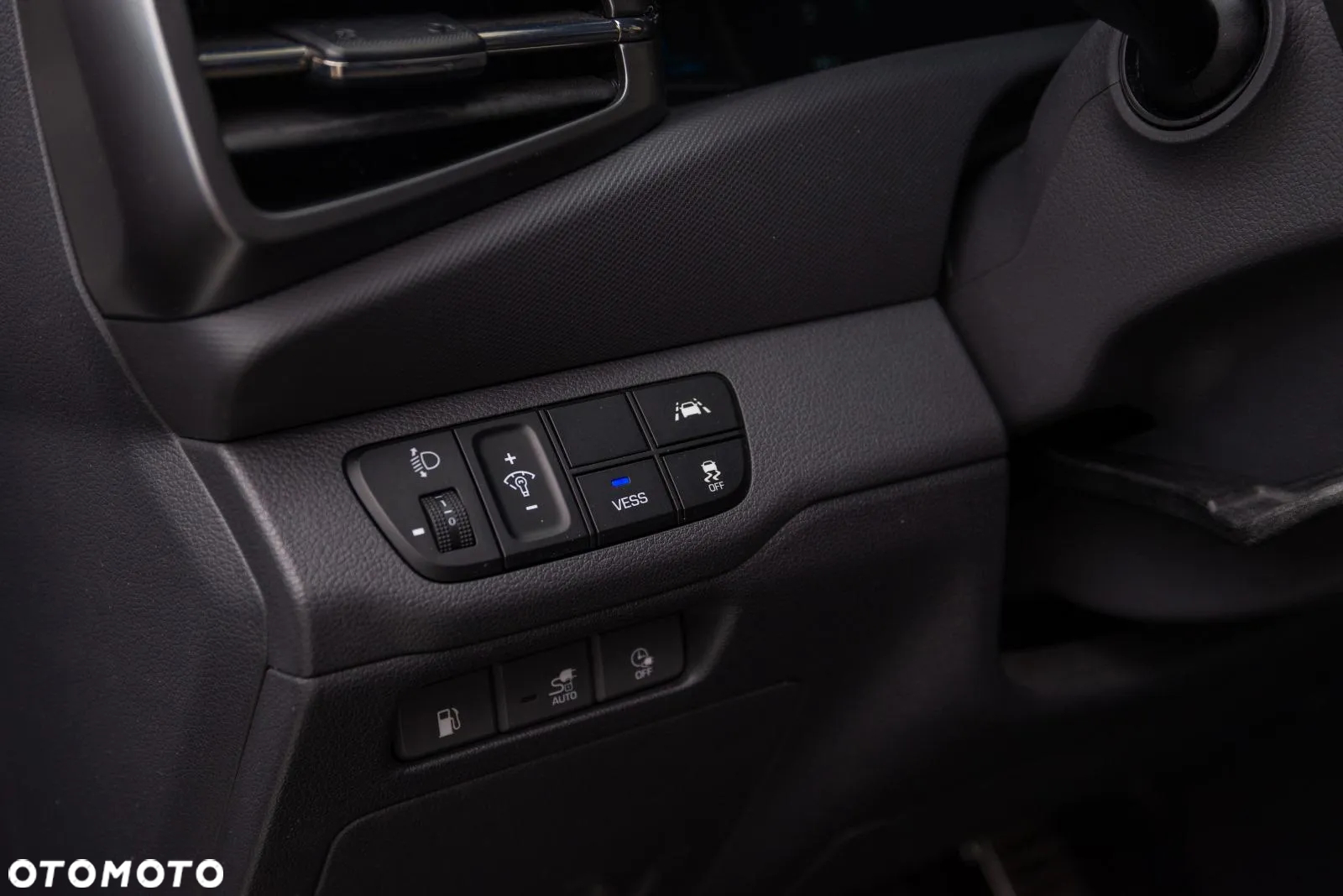 Hyundai IONIQ Plug-in-Hybrid 1.6 GDI Premium - 12