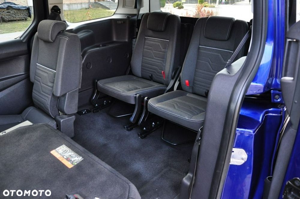 Ford Tourneo Connect - 26