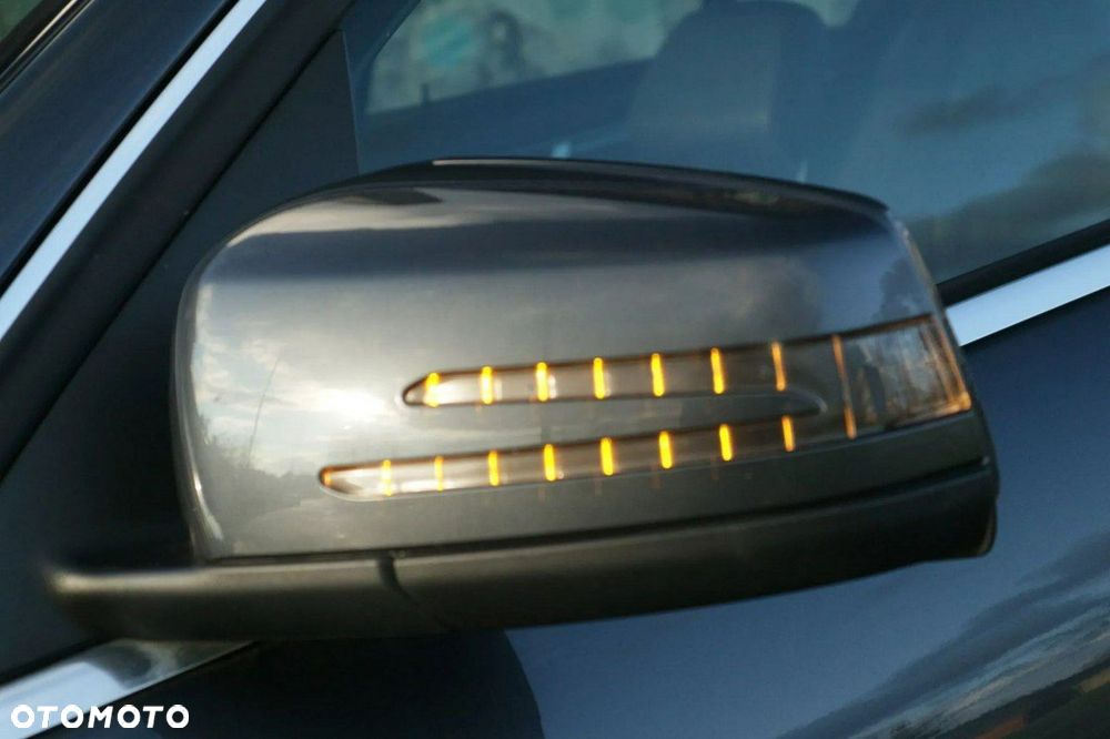 Mercedes-Benz Klasa C 350 BlueEff 4-Matic Avantgarde - 15