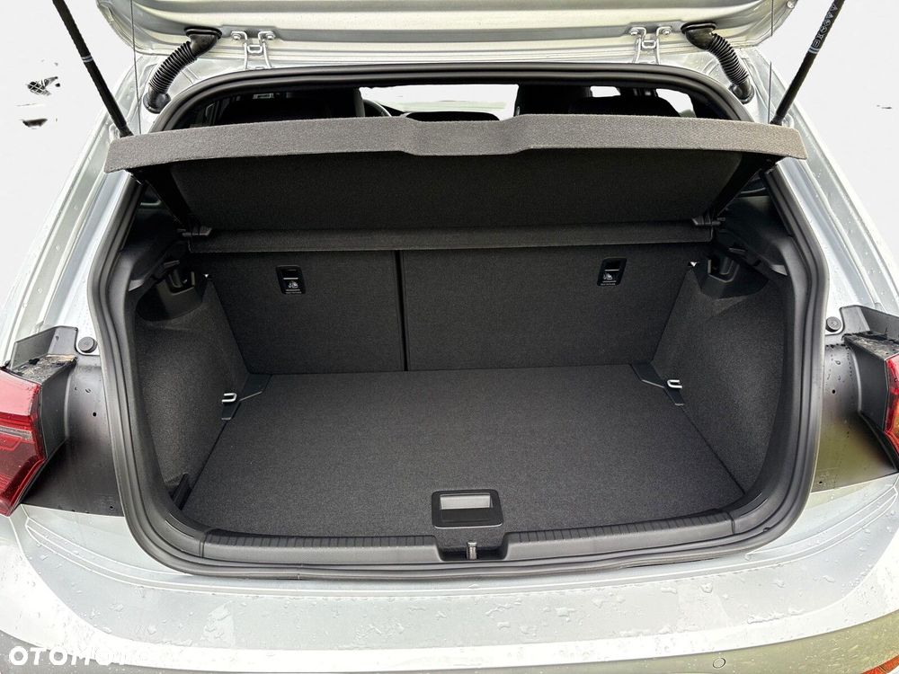 Volkswagen Polo - 17