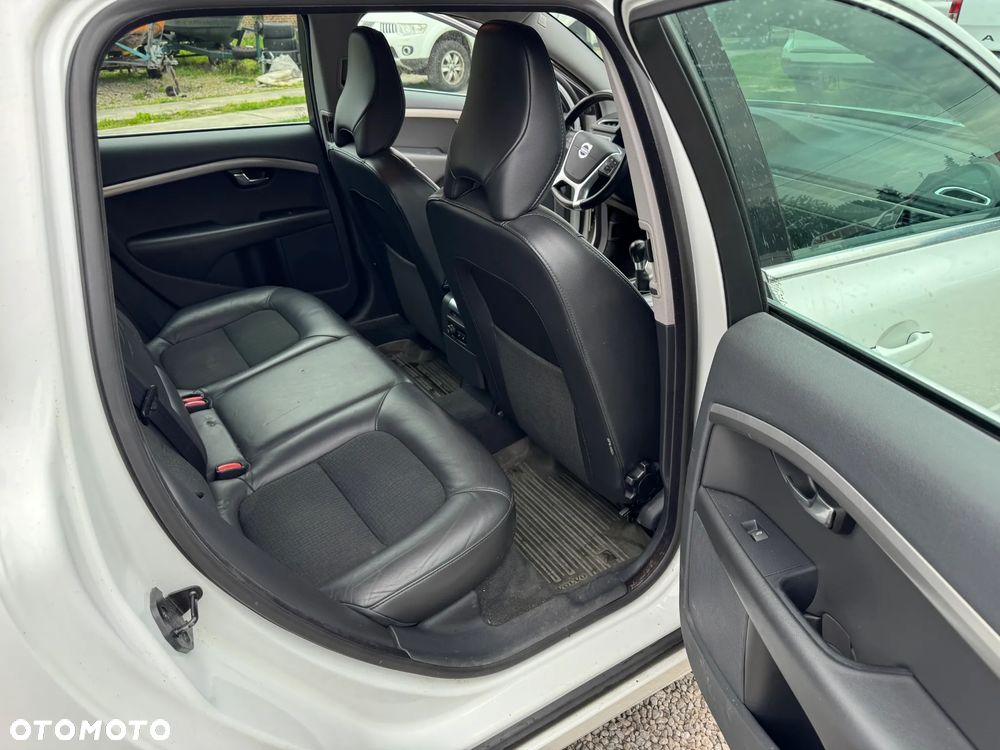 Volvo V70 D4 Momentum - 9