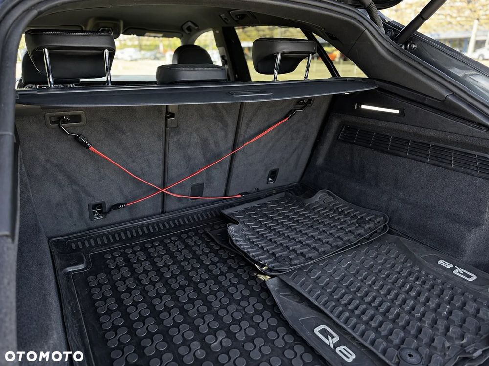 Audi Q8 - 15