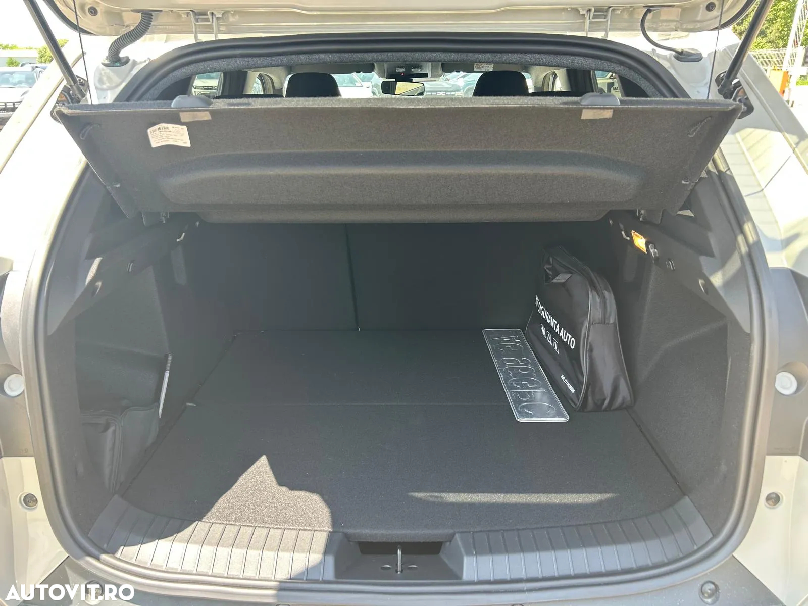 Dacia Duster HEV 140 Journey - 4