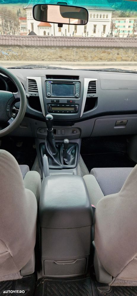 Toyota Hilux 3 litri - 20