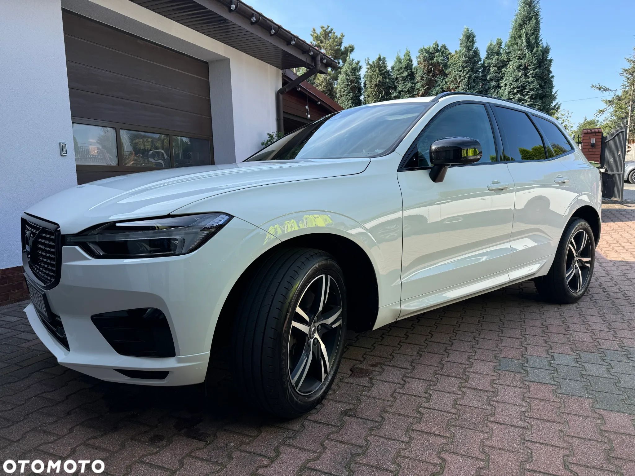 Volvo XC 60 B4 D AWD R-Design - 1