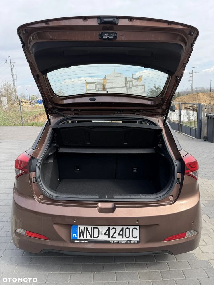 Hyundai i20 blue 1.0 T-GDI Classic - 14